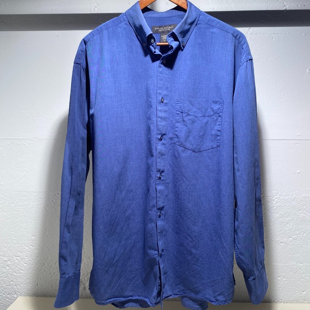 Banana Republic Men's Factory Store Classic Button Down Shirt